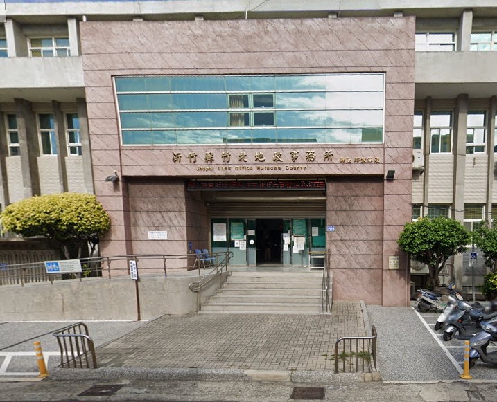 LINE_ALBUM_仁愛國中投資標的_251125_3