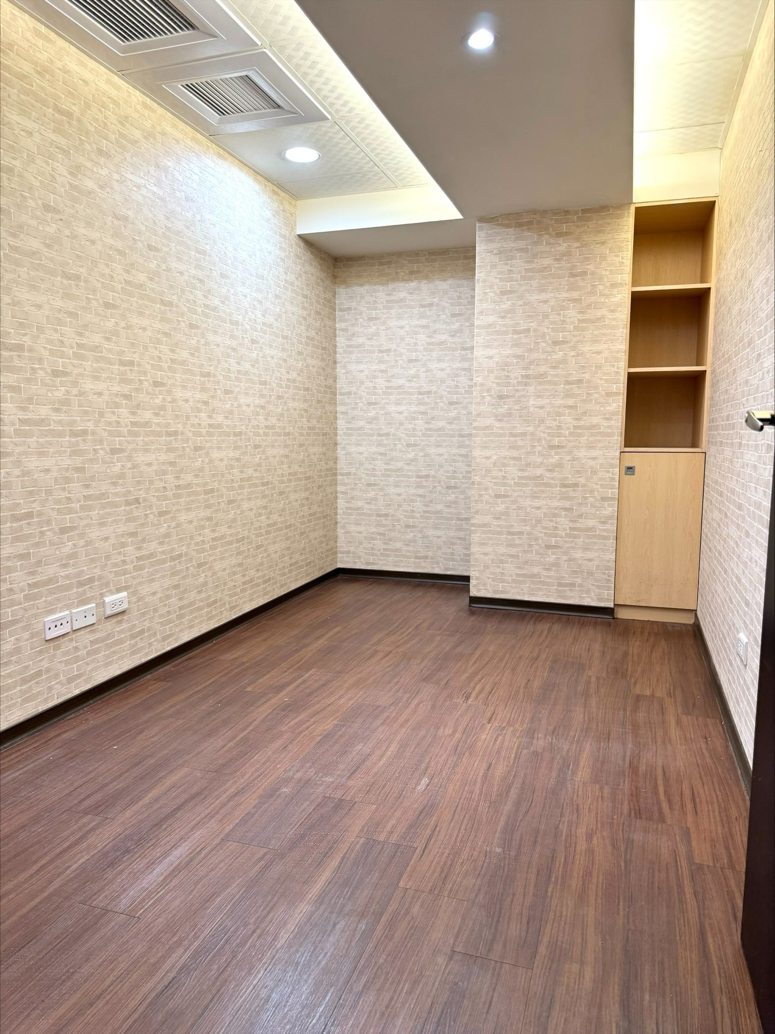 敦化店-12樓_206$16000 (1)