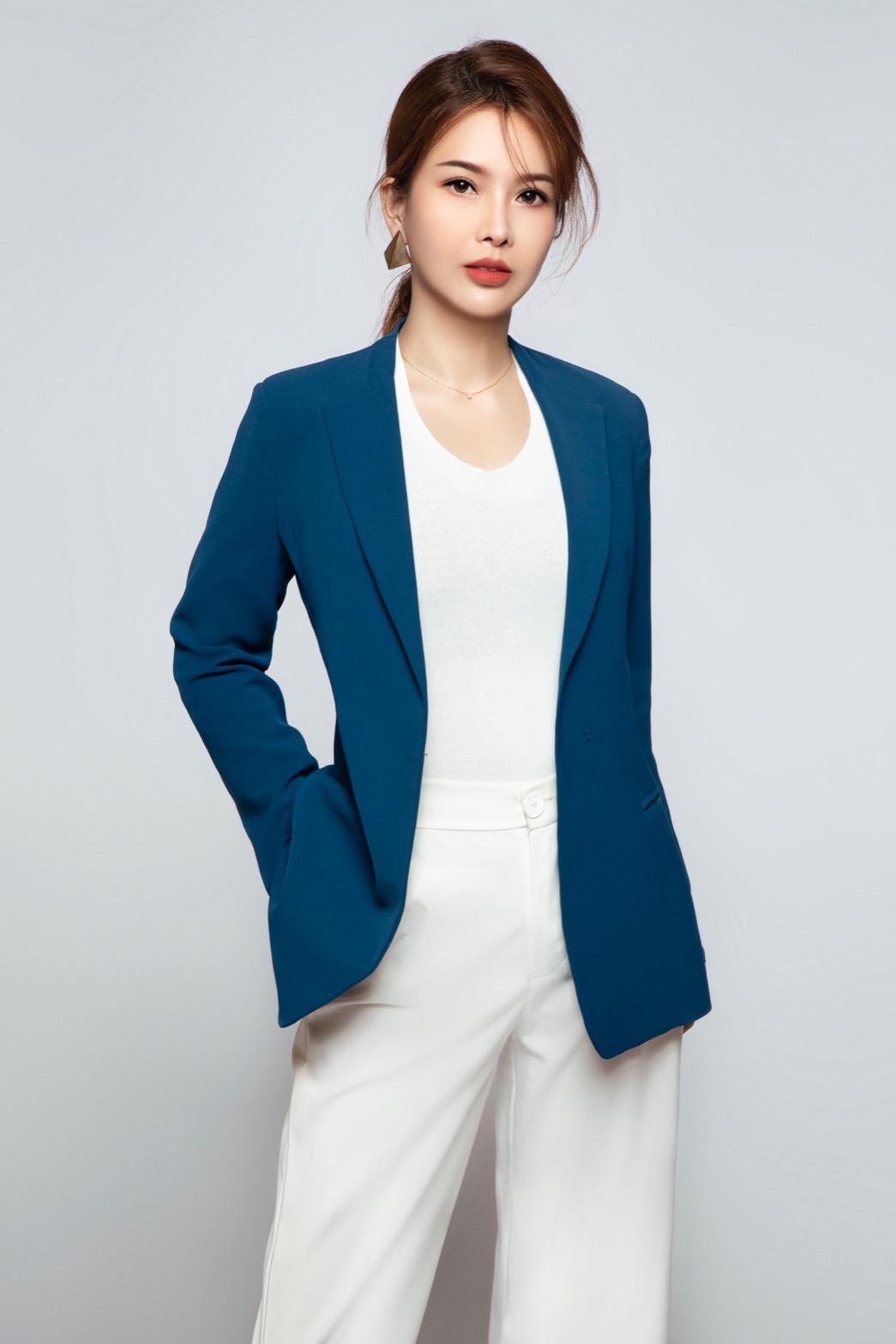 #法國卡蔓時尚學苑 #賴詣君理事長 #新竹洗眉