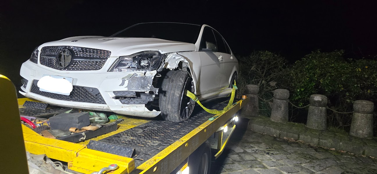 陽金公路車禍吊桿拖車